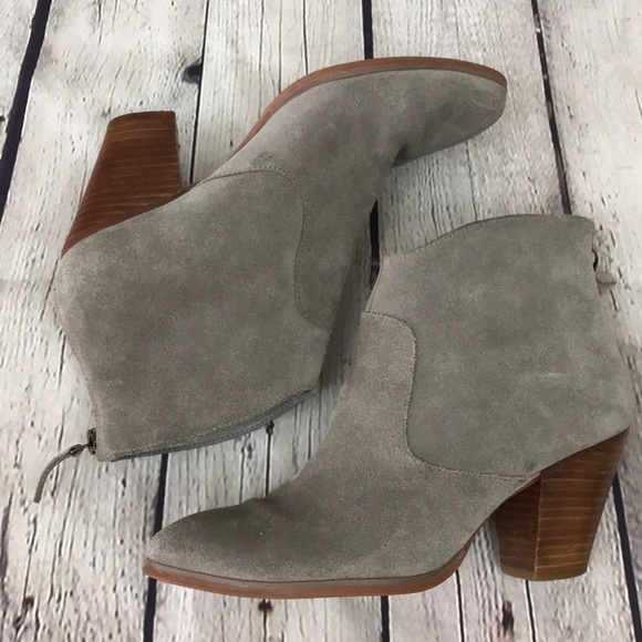 Tesori Shoes - Tesori Gray Suede Zip Up Heeled Ankle Booties!